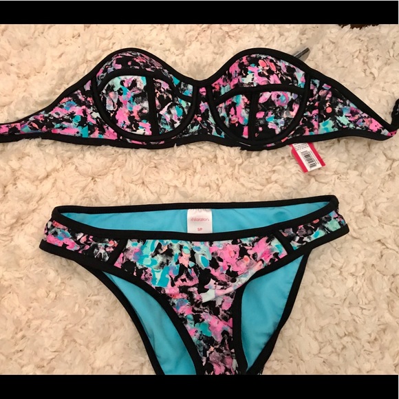 Target bikini - Picture 1 of 1